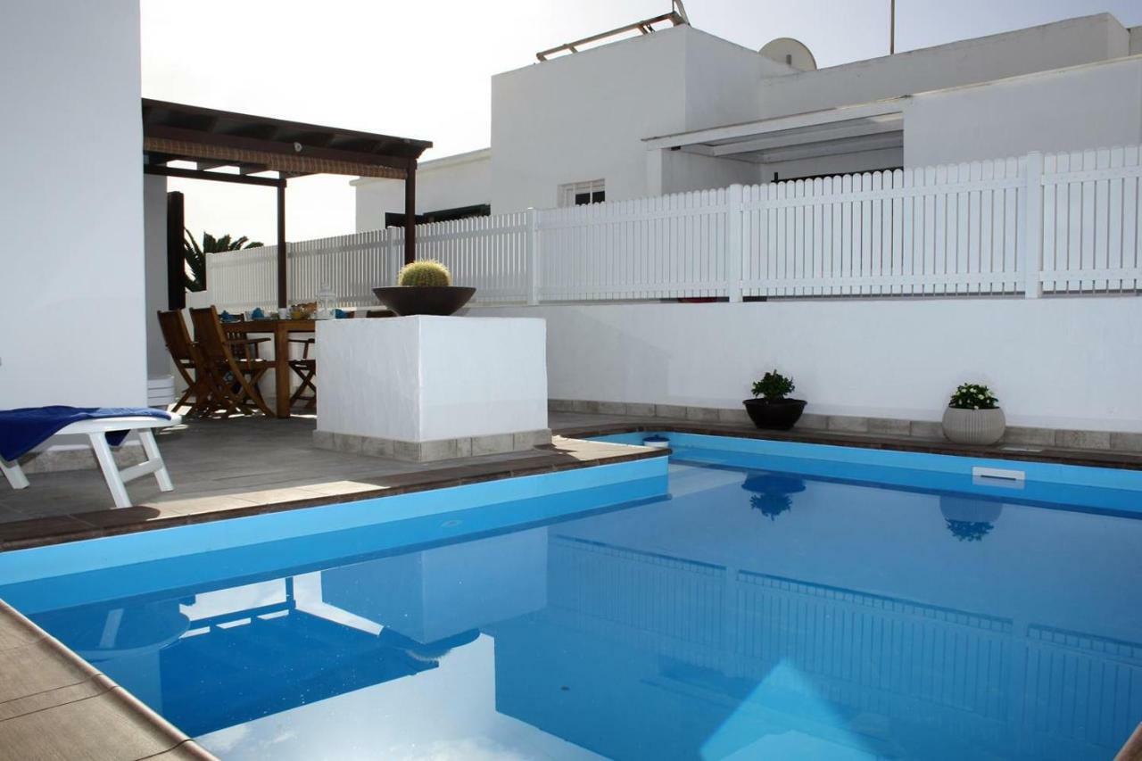Villa Corona Roses Puerto del Carmen  Exterior photo